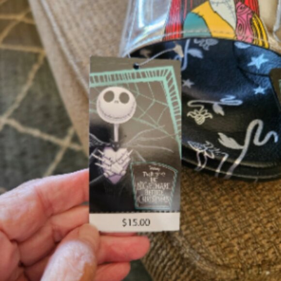Nightmare Before Christmas Women's Size 8 NEW w/ Tags NWT Metallic Slide Sandal - Picture 10 of 10